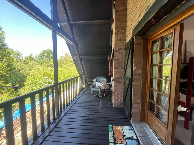 Maison - 163 m² - 8 pièces