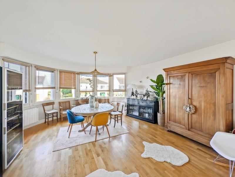 Maison - 185 m² - 5 pièces