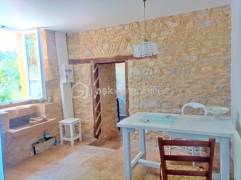 Demeure - 114 m² - 7 pièces