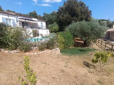 Maison - 136 m² - 5 pièces