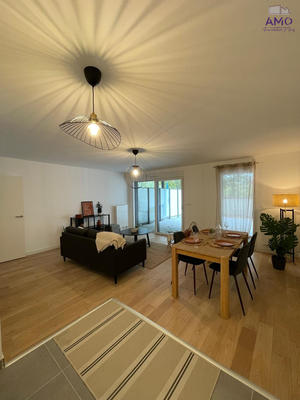 Appartement - 75 m² - 3 pièces