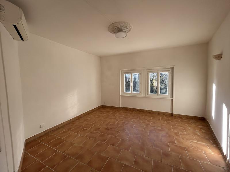 Maison - 92 m² - 5 pièces
