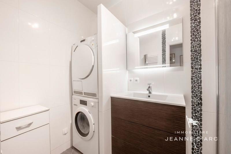 Appartement - 99 m² - 4 pièces