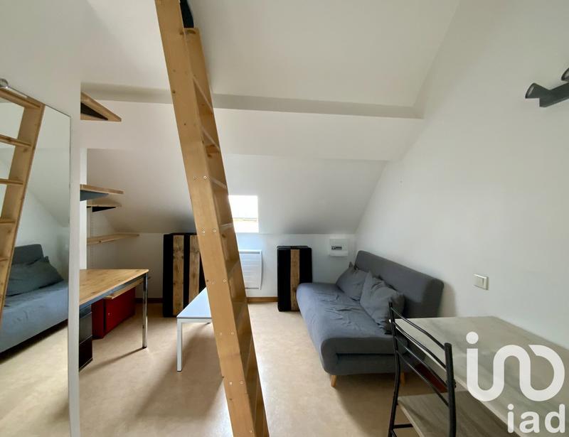 Studio - 9 m² - 1 pièce