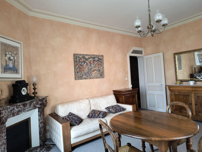 Appartement - 137 m² - 5 pièces