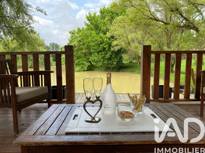 Maison - 423 m² - 13 pièces