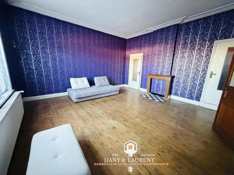 Maison - 280 m² - 8 pièces