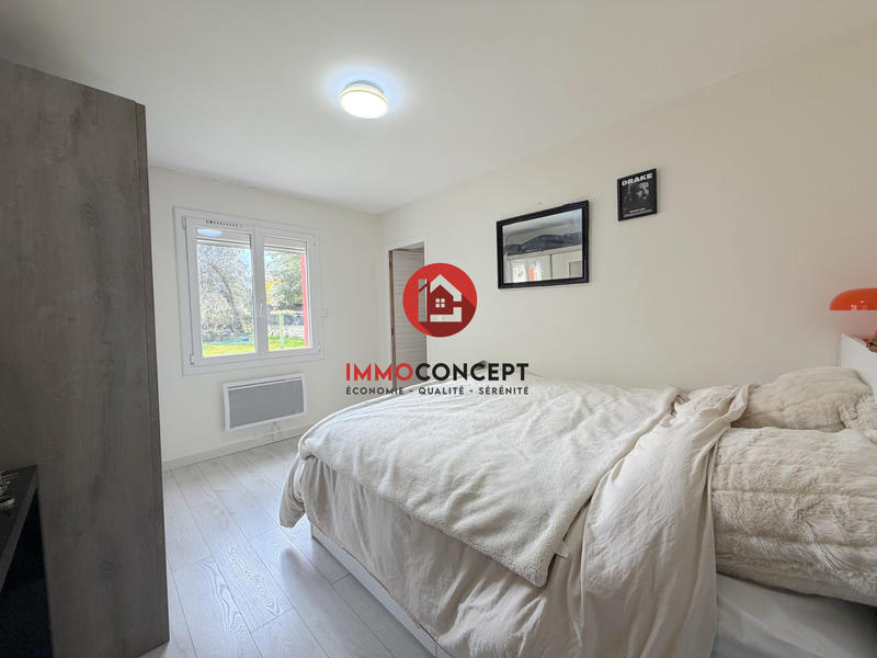 Maison traditionnelle - 160 m² - 6 pièces