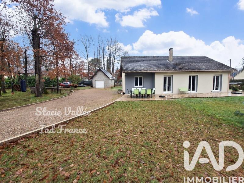 Maison - 90 m² - 5 pièces