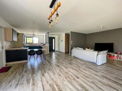 Maison - 123 m² - 5 pièces