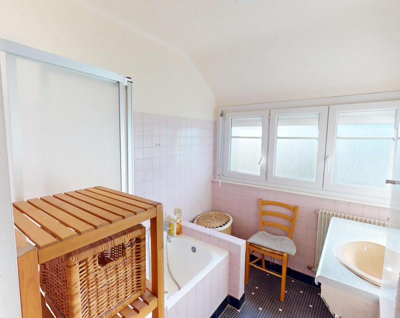 Maison - 102 m² - 5 pièces