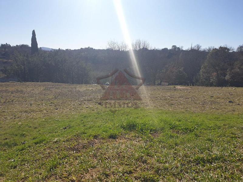 Terrain constructible - 1 450 m²