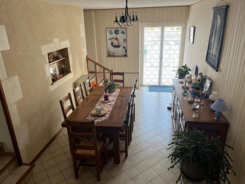 Maison - 127 m² - 7 pièces