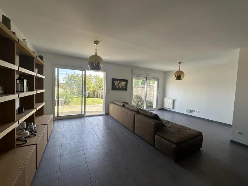 Pavillon - 147 m² - 7 pièces