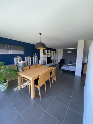 Maison - 155 m² - 9 pièces