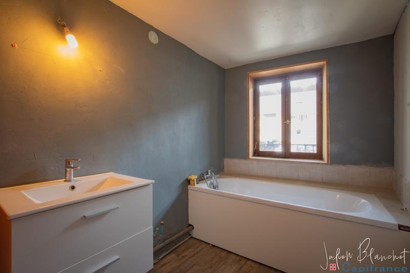 Immeuble - 186 m² - 10 pièces