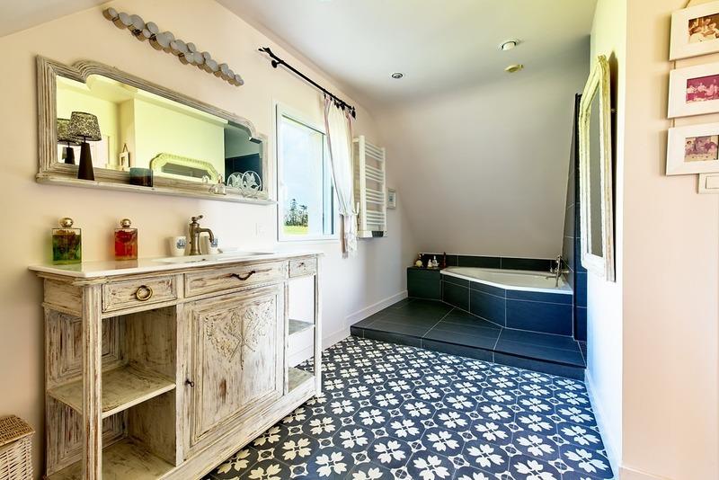 Maison - 210 m² - 8 pièces