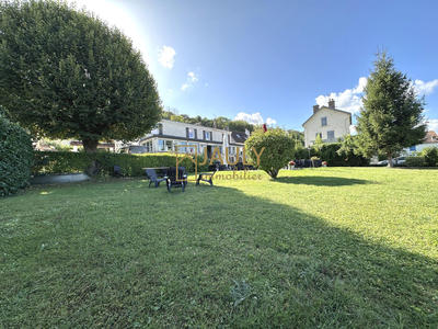 Local commercial - 487 m² - 15 pièces