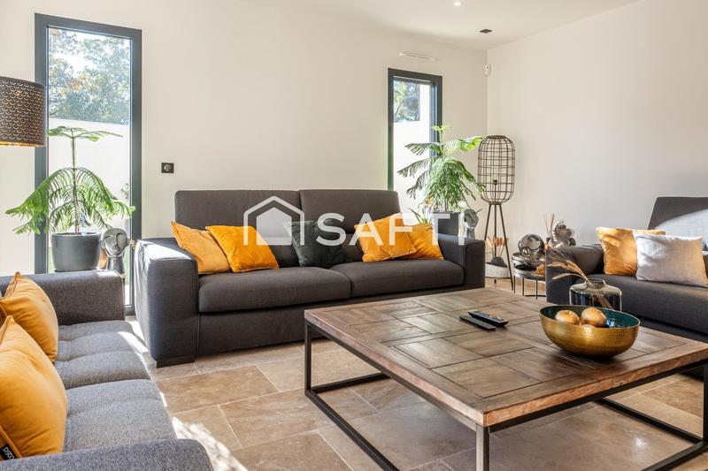 Maison - 181 m² - 6 pièces