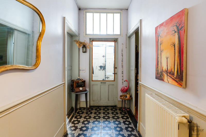 Maison - 349 m² - 12 pièces