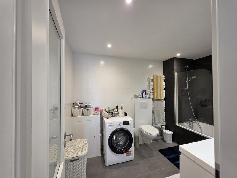 Maison contemporaine - 102 m² - 5 pièces