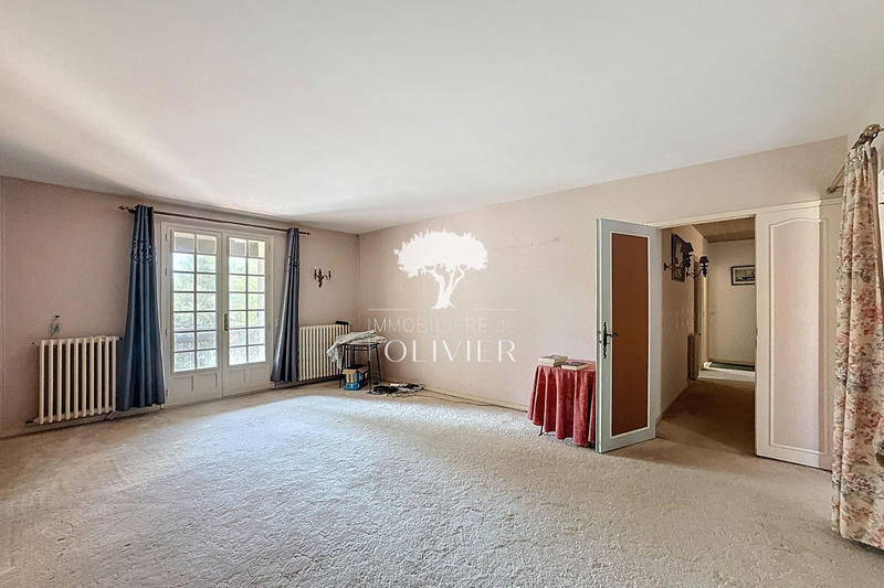 Villa - 266 m² - 9 pièces