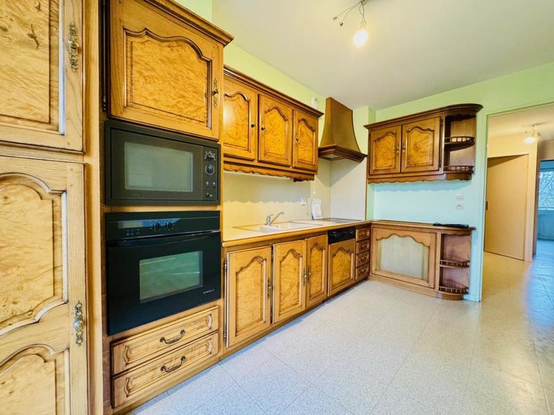 Appartement - 72 m² - 3 pièces