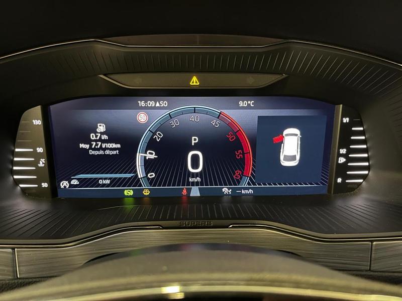 Skoda Superb III Combi Phase 2 2.0 Tdi Dsg7 150 cv Boîte auto