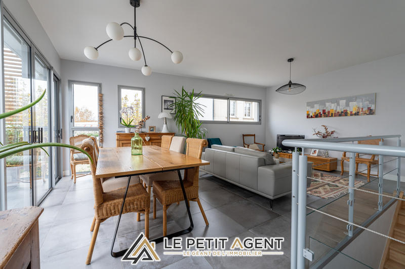 Maison - 90 m² - 4 pièces