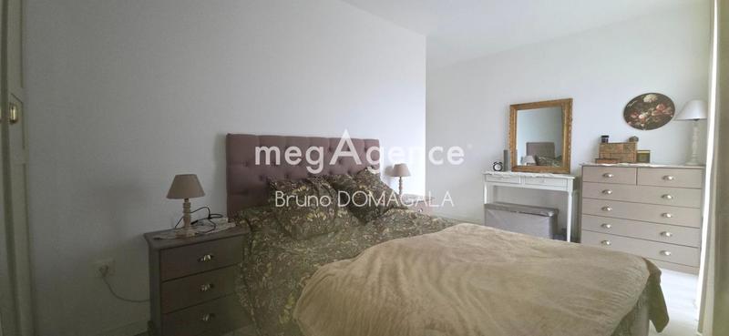 Appartement - 99 m² - 5 pièces