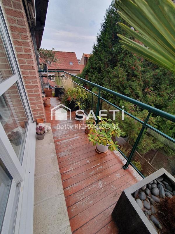 Appartement - 142 m² - 5 pièces