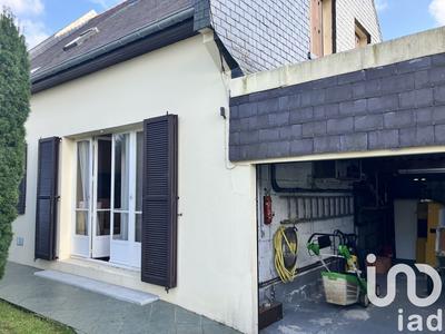 Maison - 99 m² - 6 pièces