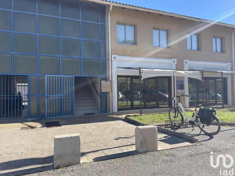 Local commercial - 77 m²