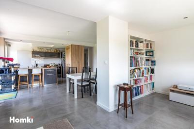 Appartement - 103 m² - 5 pièces