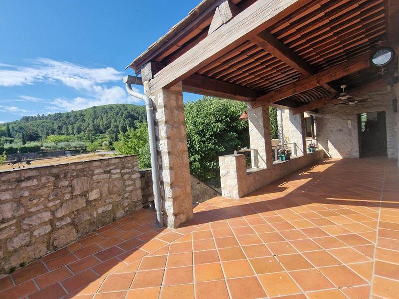 Mas - 143 m² - 5 pièces