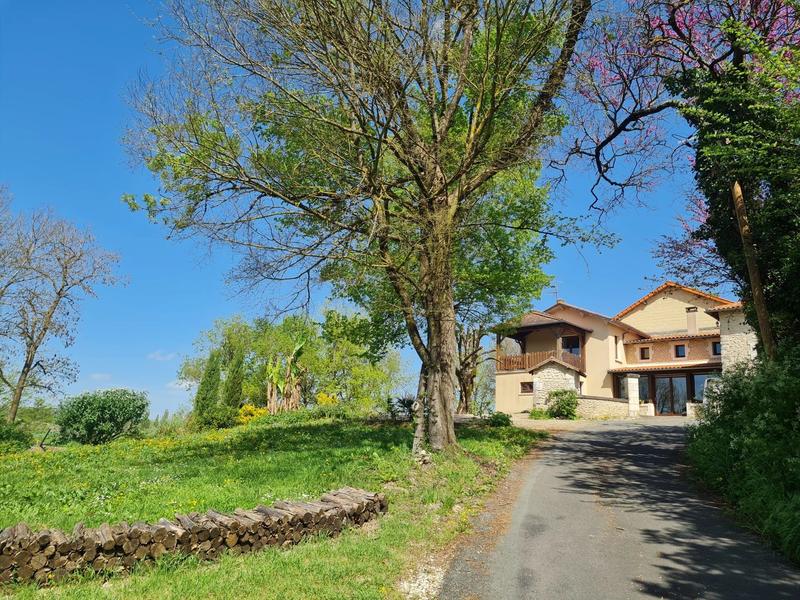 Maison - 129 m² - 6 pièces