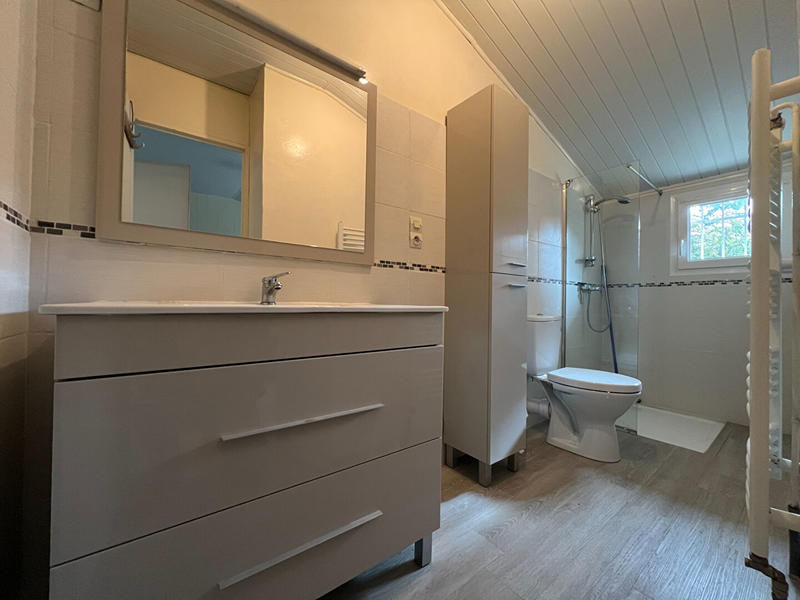 Maison - 232 m² - 7 pièces