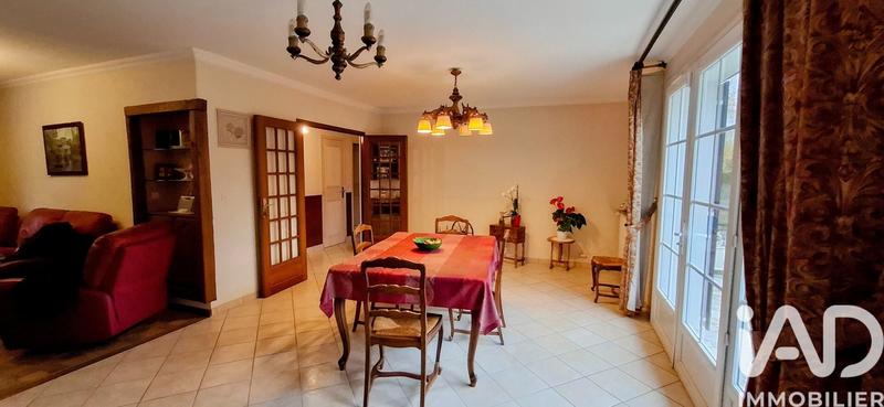 Maison - 94 m² - 5 pièces