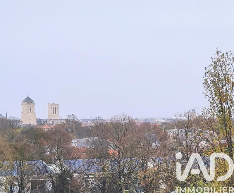 Appartement - 82 m² - 3 pièces