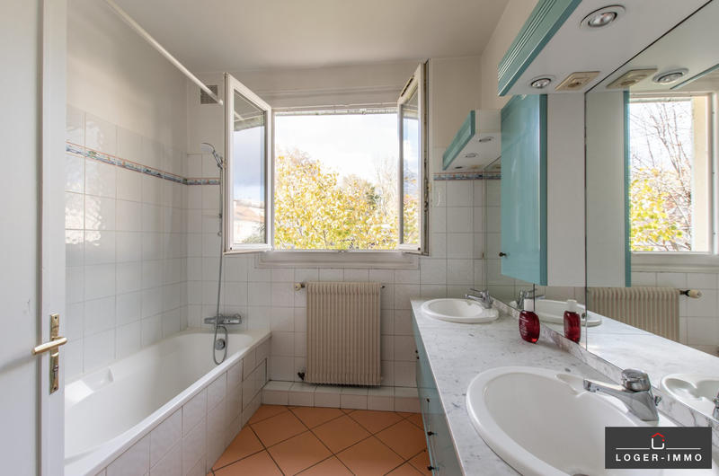 Maison - 170 m² - 6 pièces