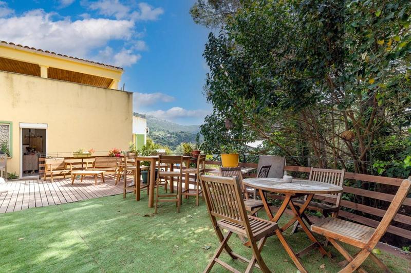 Villa - 100 m² - 3 pièces