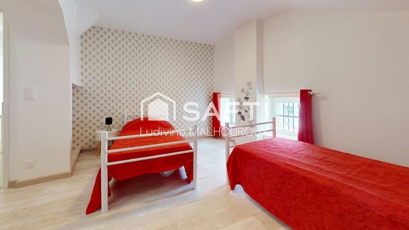 Maison - 136 m² - 6 pièces