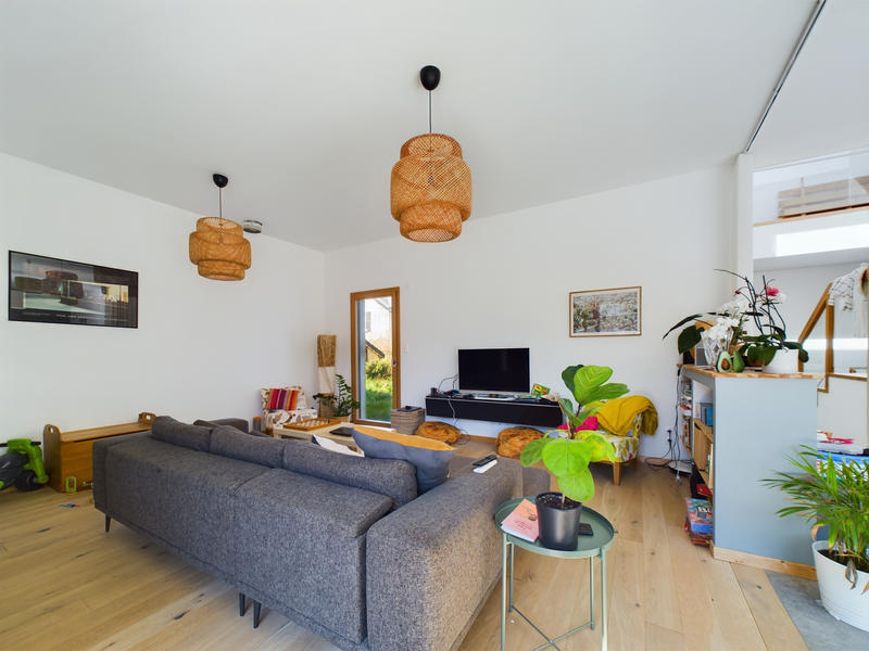 Villa - 233 m² - 8 pièces