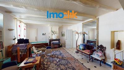 Demeure - 347 m² - 14 pièces