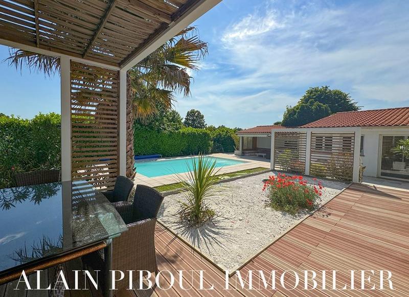 Maison contemporaine - 185 m² - 5 pièces