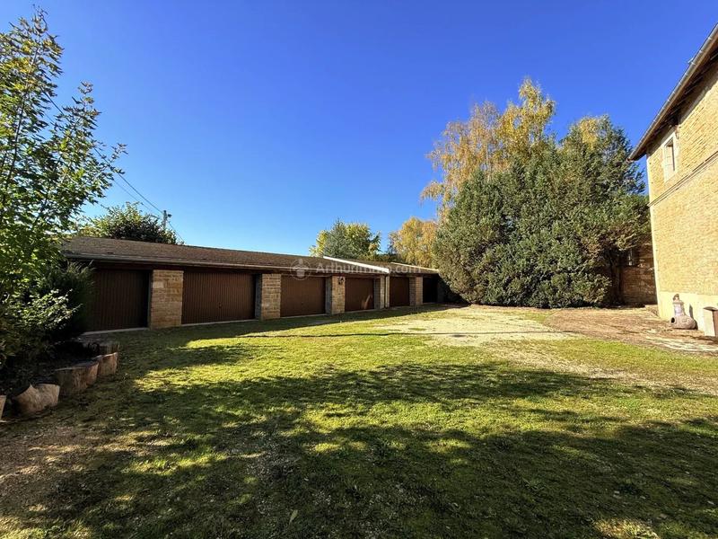 Maison - 450 m² - 14 pièces