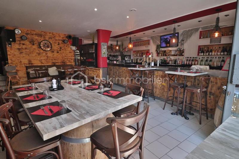 Appartement - 366 m² - 2 pièces