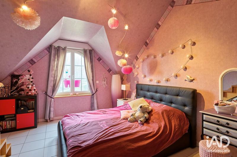 Maison - 360 m² - 9 pièces