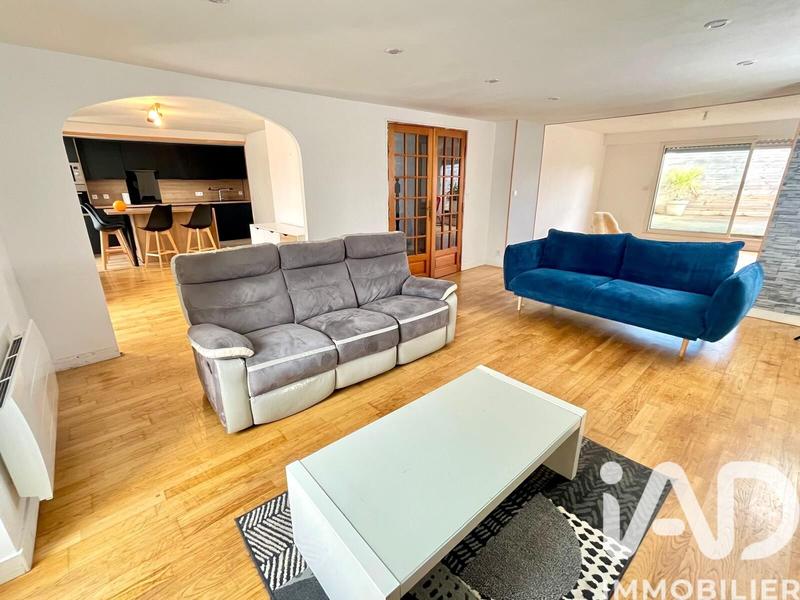 Appartement - 129 m² - 6 pièces