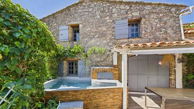 Maison - 110 m² - 7 pièces